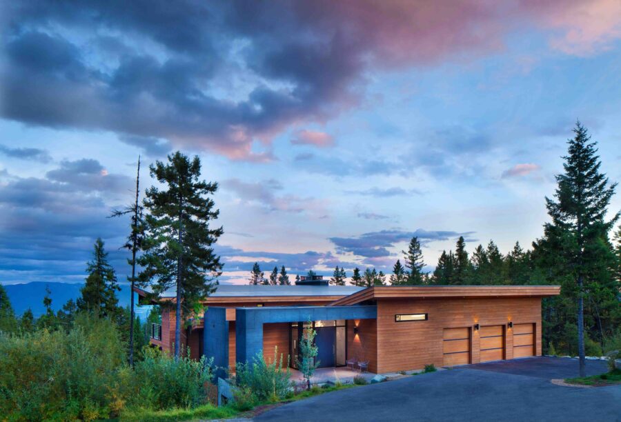 Overcoming Common Challenges in View-Focused Boulder Homes